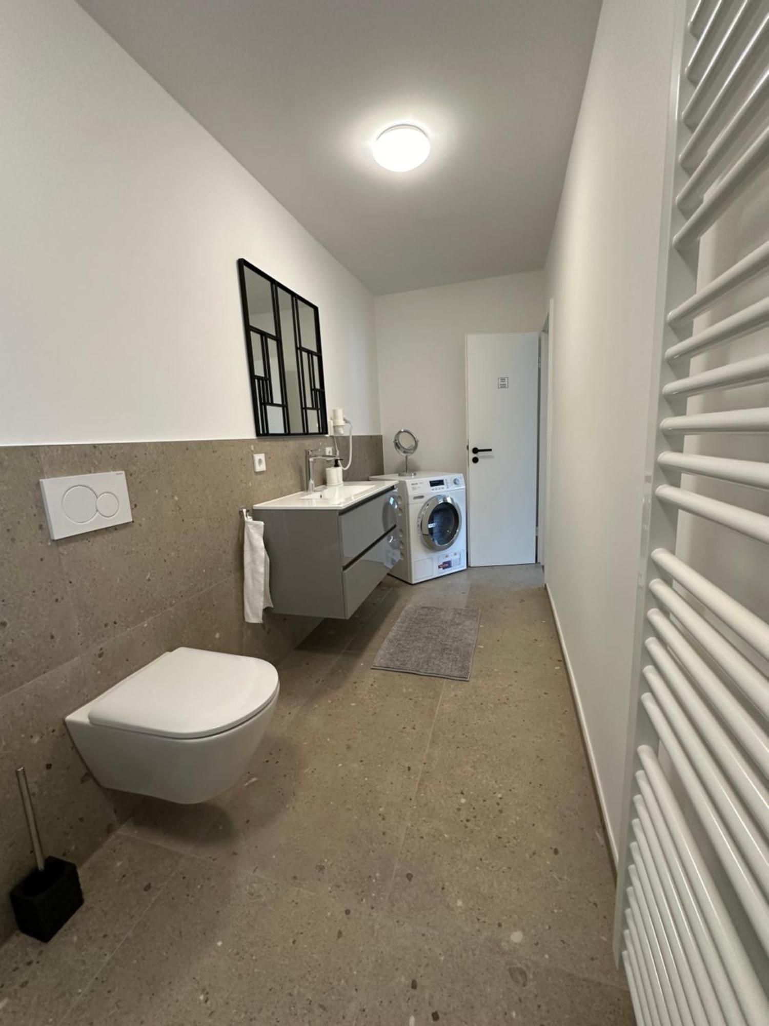 Living 77 Apartman Fulda Kültér fotó
