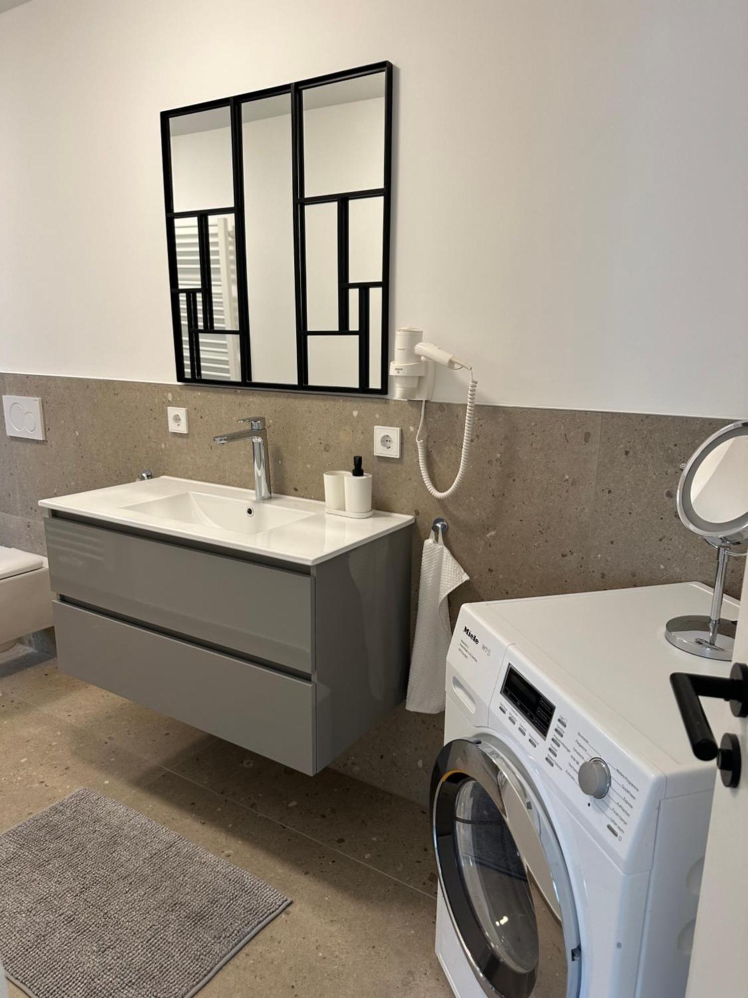 Living 77 Apartman Fulda Kültér fotó